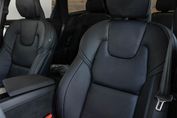 Volvo XC60 T6 Plug-In Hybrid AWD Ultra Dark
