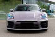 Porsche Panamera 4 E-Hybrid