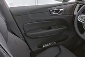 Volvo XC60 B5 B AWD Ultra Dark