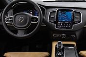 Volvo XC90 T8 AWD Plug-In Hybrid Plus Dark 7os aut