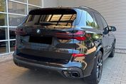 BMW X5 M60i xDrive