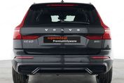 Volvo XC60 B5 B AWD Ultra Dark