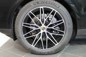 Porsche Cayenne S E-Hybrid