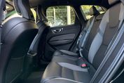 Volvo XC60 B4 D AWD Plus Dark\