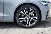 Volvo V60 B4 Plus Dark
