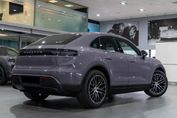 Porsche Macan 4