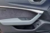 Audi A6 RS6 TFSI quattro Performance Avant