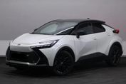 Toyota C-HR GR Sport 2.0 Hybrid Dynamic Force Plug-in