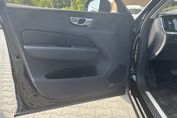 Volvo XC60 B4 B Plus Dark