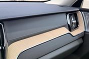 Volvo XC60 B5 B AWD Ultra Dark