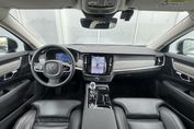 Volvo V90 T6 AWD Plug-In Hybrid Plus Dark aut
