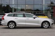 Volvo V60 B4 D Momentum Pro