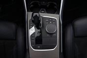 BMW Seria 3 330e xDrive M Sport sport-aut
