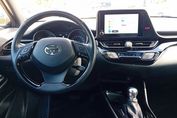 Toyota C-HR Hybrid Style