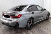 BMW Seria 3 330d xDrive  M Sport