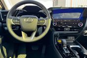 Lexus NX 350h Omotenashi 2.5 Hybrid AWD