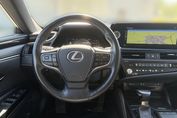 Lexus ES 300h Business Edition
