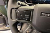 Land Rover Defender 110 D250 X-Dynamic SE