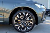 Volvo XC60 T8 Plug-In Hybrid AWD Ultra Dark
