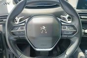 Peugeot 5008 1.6 Puretech Allure S&S EAT8