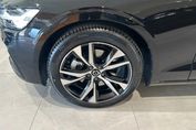Volvo V60 B4 D Plus Dark