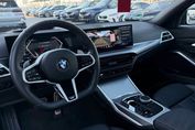 BMW Seria 3 330i xDrive M Sport