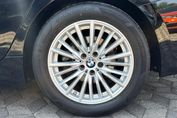 BMW Seria 3 320i Sport Line