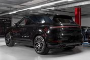 Porsche Cayenne E-Hybrid Black Edition