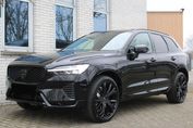 Volvo XC60 B5 AWD Ultra Black Edition