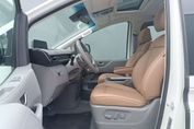 Hyundai Staria Kombi Luxury HEV AT