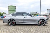 BMW Seria 3 330i xDrive M Sport