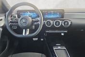 Mercedes Klasa A 220 4MATIC AMG Line