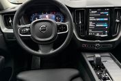 Volvo XC60 B5 B AWD Plus Dark
