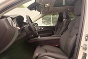 Volvo XC60 B5 B AWD Plus Dark aut
