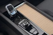 Volvo XC60 B5 B AWD Plus Dark aut