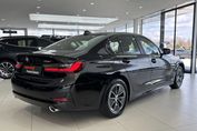 BMW Seria 3 318i Advantage
