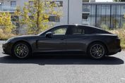 Porsche Panamera 4 e-Hybrid