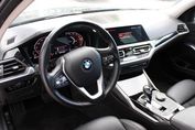 BMW Seria 3 Touring 320d Sport Line