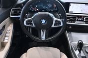 BMW Seria 3 Touring 330i xDrive M Sport