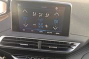 Peugeot 3008 1.2 PureTech Active S&S EAT8