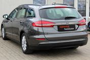 Ford Mondeo 2.0 Hybrid Trend