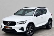 Volvo XC40 B3 Plus Dark