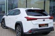 Lexus UX 300h F Sport Design