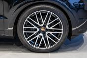 Porsche Cayenne Black Edition