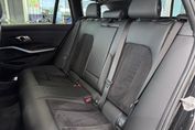 BMW Seria 3 330e xDrive M Sport sport-aut
