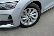 Skoda Octavia Selection 1.5 TSI mHEV DSG