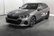 BMW Seria 5 Touring 520d xDrive M Sport