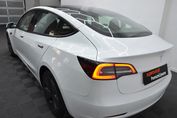 Tesla Model 3 3 Long Range AWD