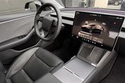 Tesla Model 3 Long Range RWD