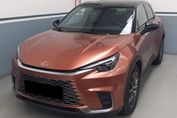 Lexus LBX Emotion 1.5 Hybrid